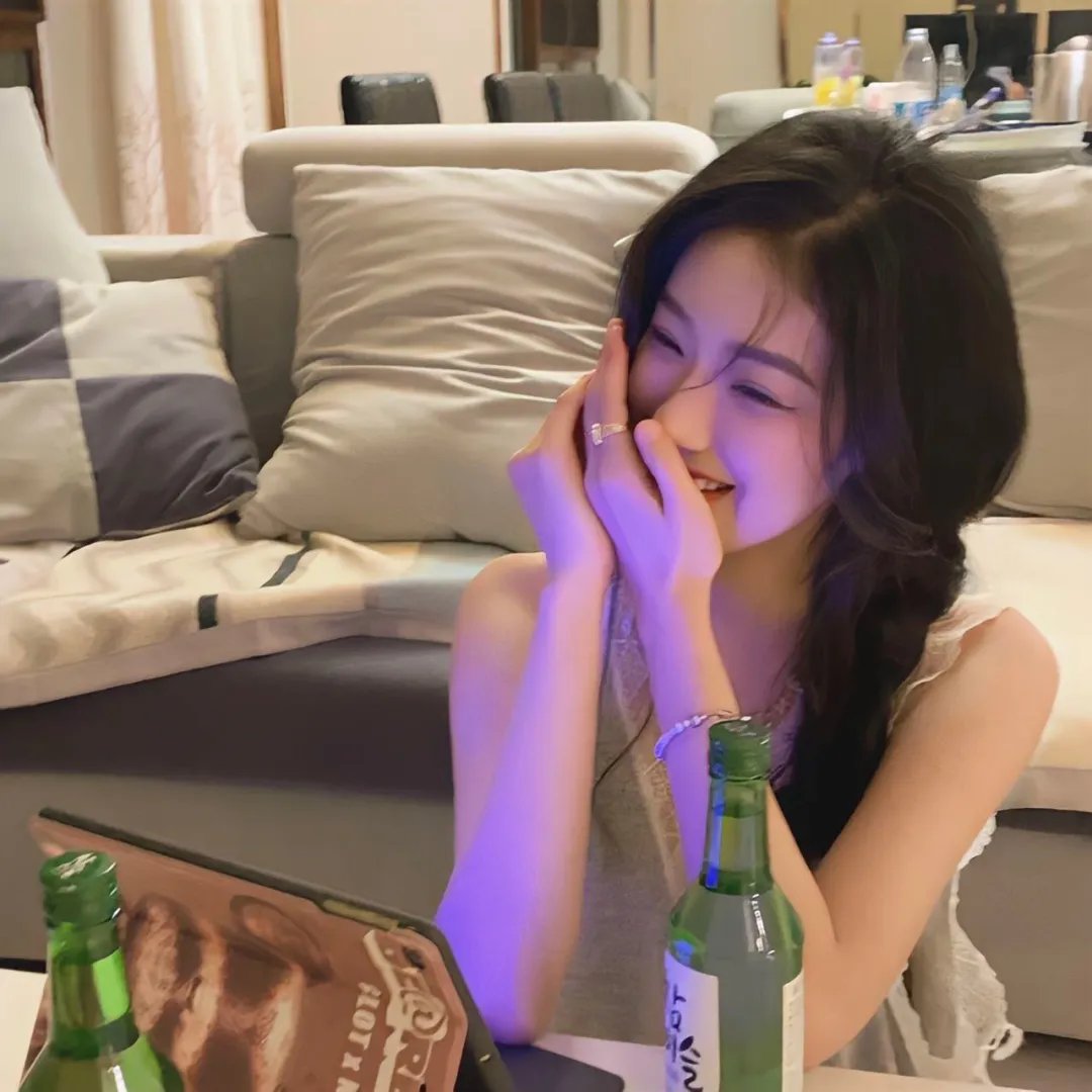 靠近我一点